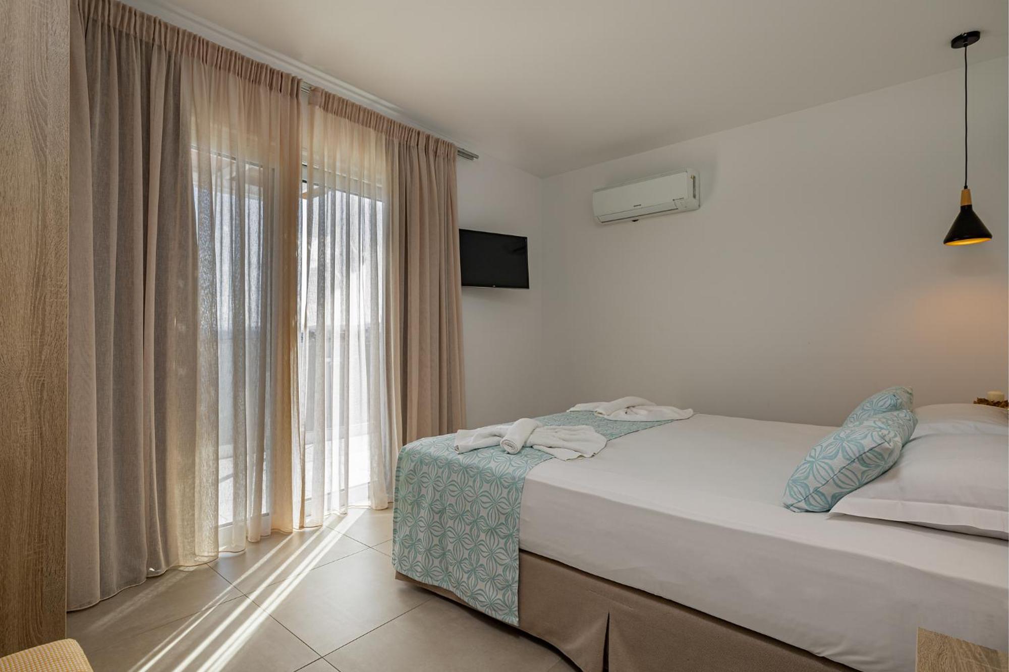 Areti Luxury Apartments Georgioupoli Exterior photo
